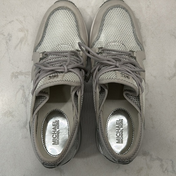 MICHAEL KORS Scout Sneakers Leather Wedge Heel Lace Up Silver Metallic 8M - Picture 8 of 16